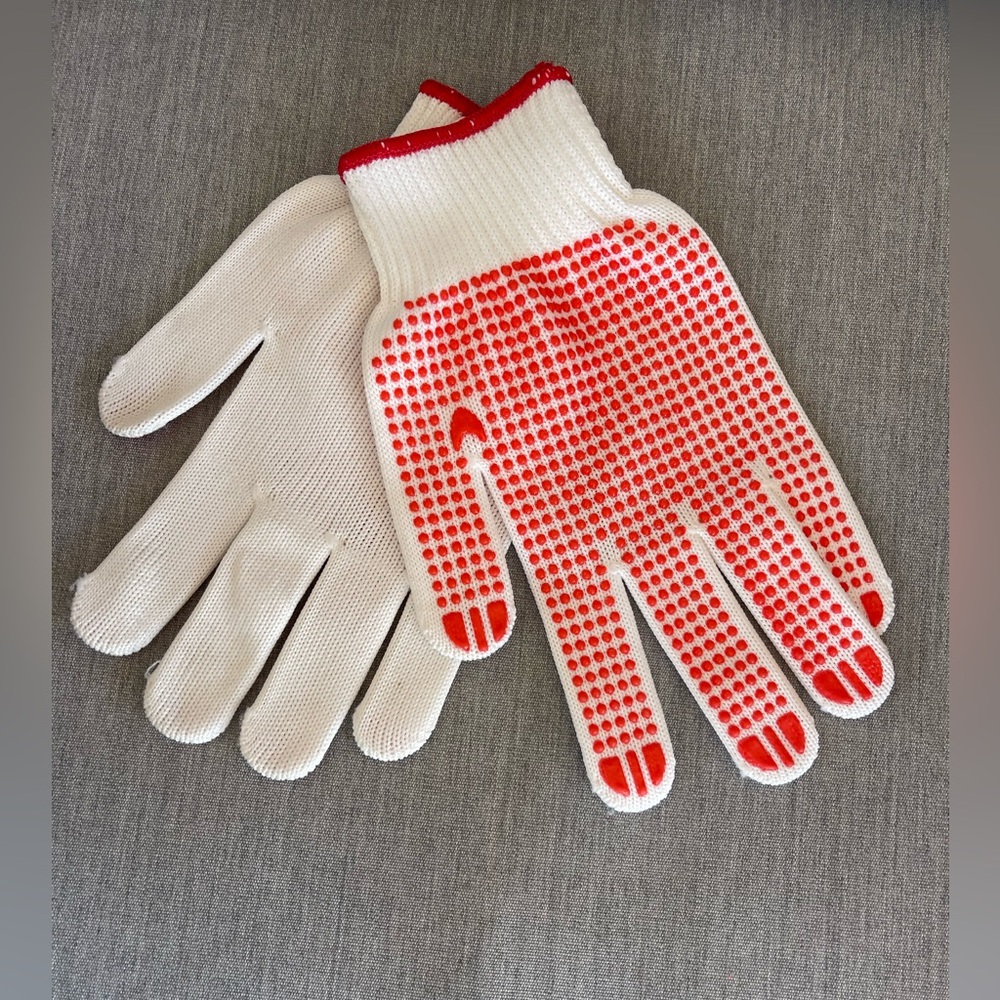 1 Pair Ladies 100% Poly GARDEN GLOVES  W/ Grip-dots & Patches on palm. Red/White